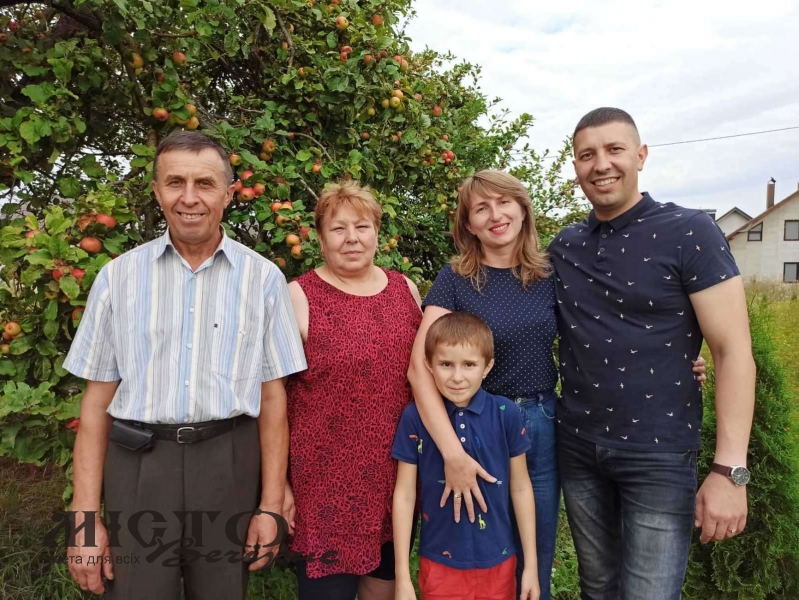 «Притупиш біль ти мій душевний» - каже про названого брата володимирський поет 