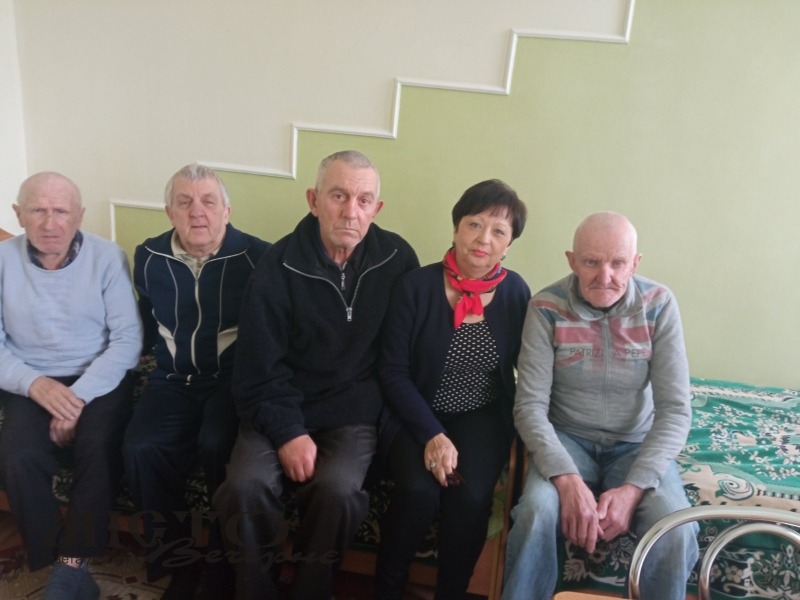 Для дев’яти одиноких людей з Донеччини територіальний центр у Льотничому став рідною домівкою 