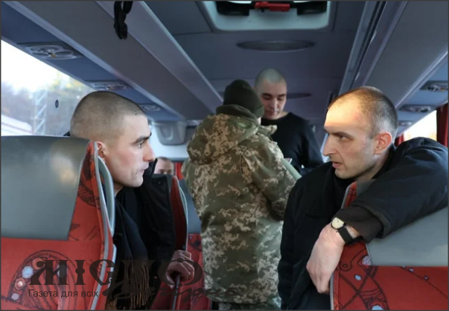 Білорусь передала Україні 114 цивільних - українців та білорусів 
