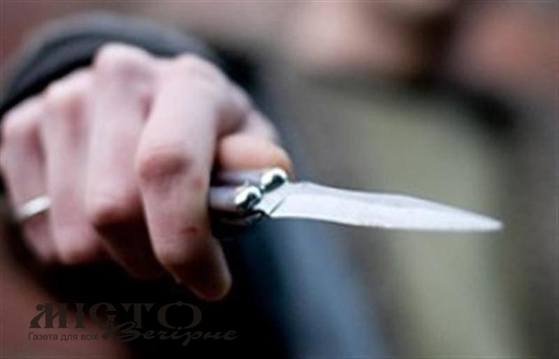 У Володимир-Волинському районі ножем поранили неповнолітнього 