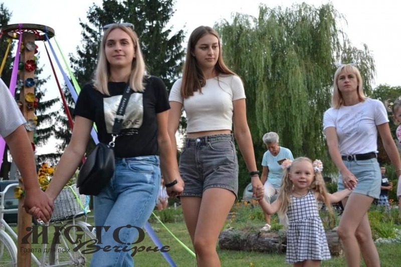 У Литовезькій громаді відкрили молодіжний простір 