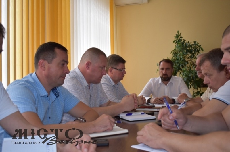 На нараді у Володимир-Волинській РДА обговорили стан вакцинації та долю іваничівської автостанції  