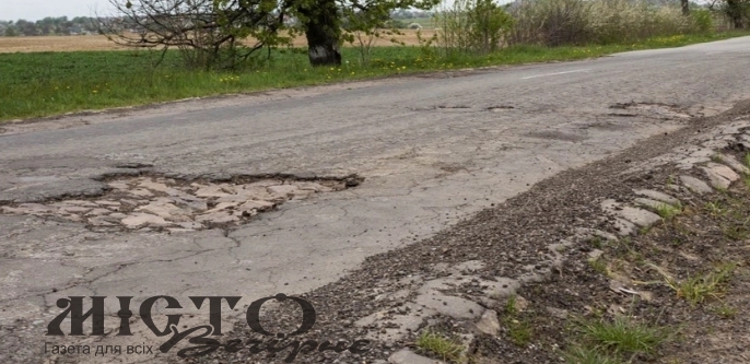 Депутати облради просять відремонтувати аварійні дороги на Володимирщині та Іваничівщині - новини Володимир-Водинського Депутати облради просять відремонтувати аварійні дороги на Володимирщині та Іваничівщині
