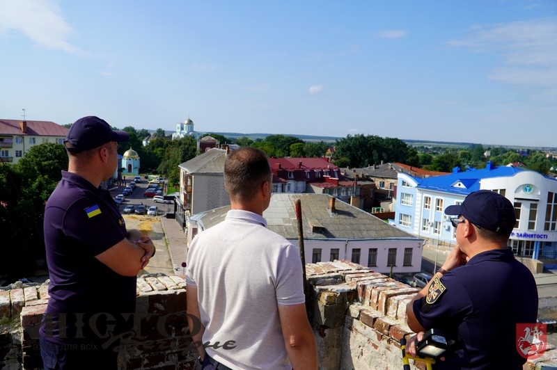 Міський голова Володимира відвідав рятувальників напередодні осінньо-зимового періоду 