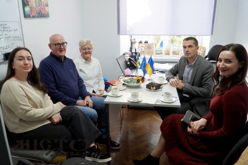 Володимирські бібліотеки отримають ноутбуки від шведських волонтерів 