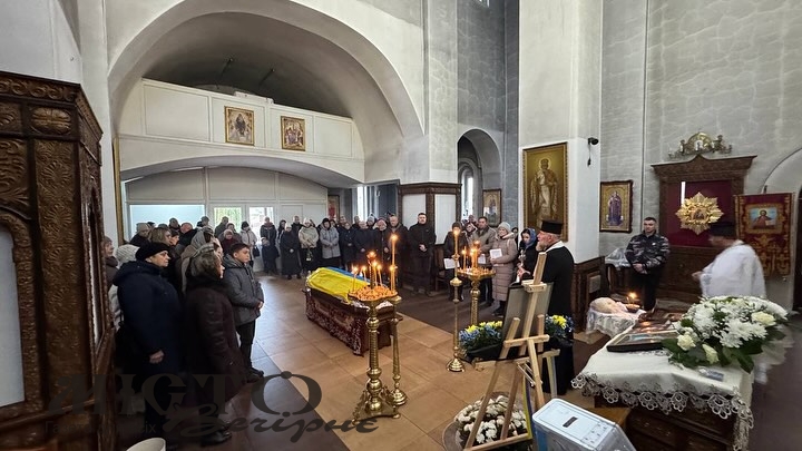 Нововолинська громада провела в останню дорогу Героя Костянтина Козькіна 