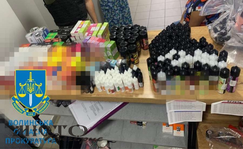 У Локачах оштрафували чоловіка, який намагався продати фальсифіковані рідини для електронних сигарет 