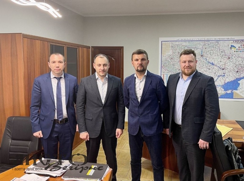 Цьогоріч завершать облаштування траси Р-15 через Нововолинськ та відремонтують Зимнівську у Володимирі 