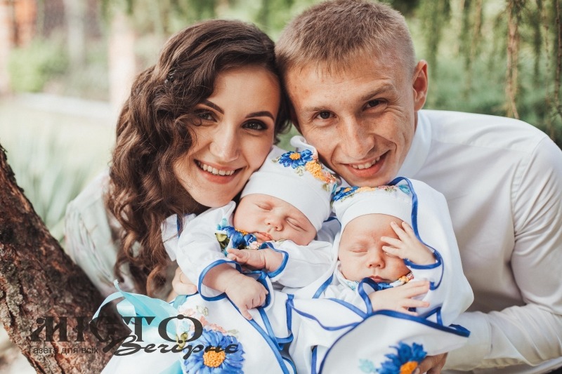 Отець Тарас, закінчивши проповідь, заспівав пісню про журавлів, яка вразила серця матерів 