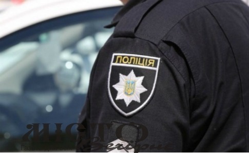 У Володимирі та районі поліція проводить профілактичні заходи щодо запобігання шахрайствам 