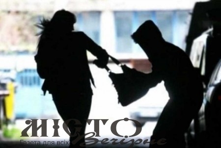 У Нововолинську неповнолітній влаштовував розбої на території лікарні 