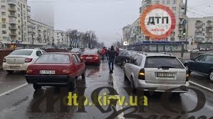 У Києві зіткнулися сім автомобілів 