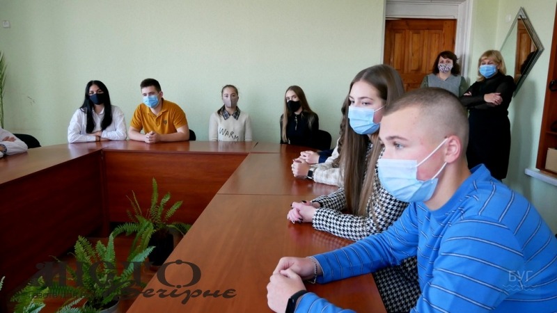 Відзначили лідерів учнівського самоврядування Володимира 