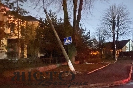 У Нововолинську збили електроопору 