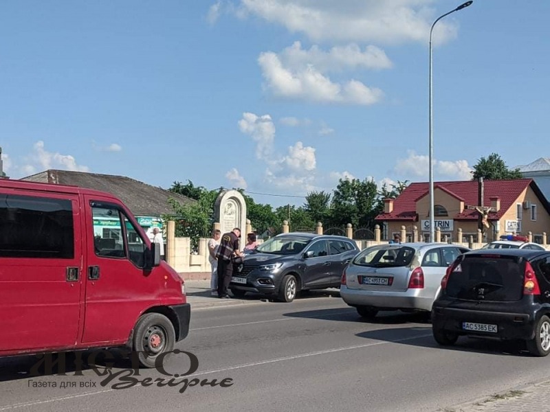 На світлофорі у Володимирі трапилася аварія 