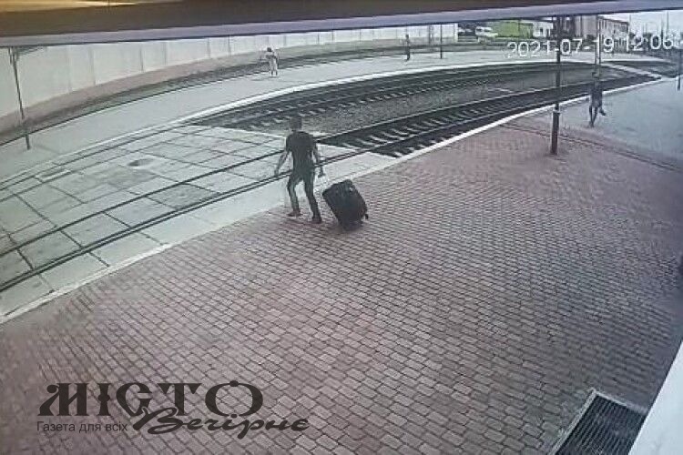 У Ковелі на вокзалі обікрали пасажира 
