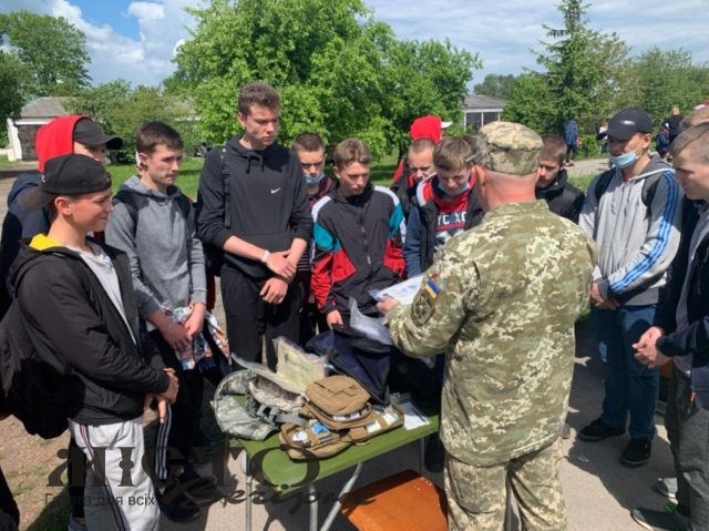 У Володимирі у свято військові запросили дітей 