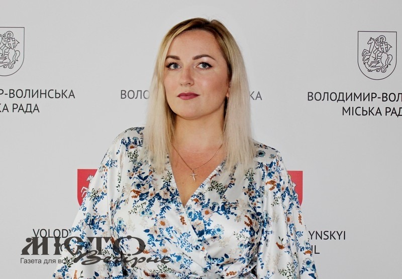У Володимирі конкурсна комісія рекомендує на посаду головного спеціаліста відділу зв’язків із громадськістю та засобами масової інформації  Ізотову Тетяну 