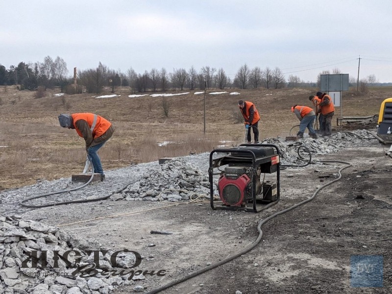 Поліція з'ясовує обставини та причину обвалу мосту на дорозі Володимир-Устилуг 