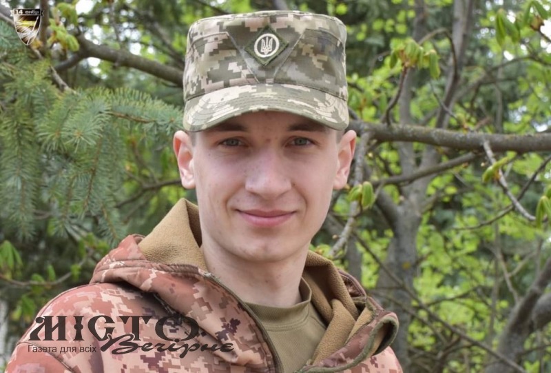Військовий 14 ОМБр рятуючи побратима підірвався на міні і втратив ногу 