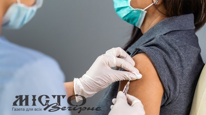 У Володимирі всі охочі зможуть вакцинуватися коронаваком у вихідні дні 