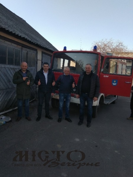 Іноземці передали допомогу в Устилуг 