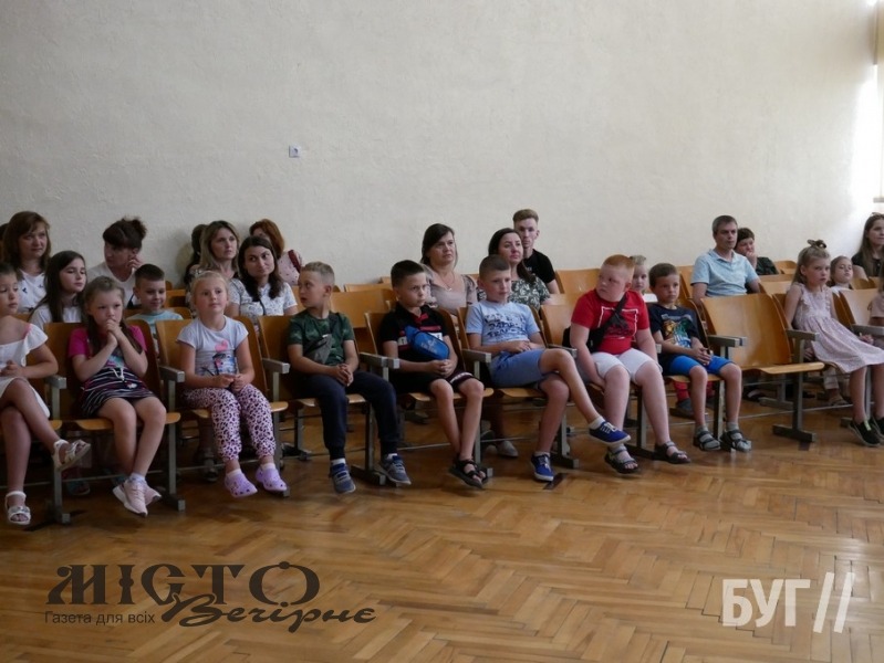 У ЗОШ №5 Володимира провели захід з психологічної підтримки для батьків та дітей 