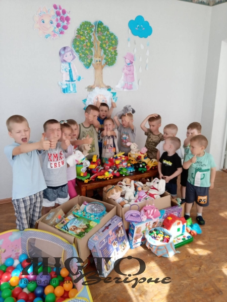 Волонтери передали іграшки для дітей із садочка села Павловичі 