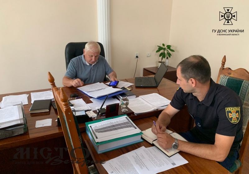 В Іваничівській громаді обговорили питання сміттєзвалищ 
