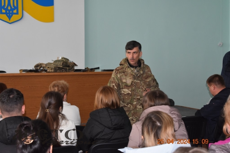 В Іваничах провели заняття по підготовці громадян до національного спротиву 