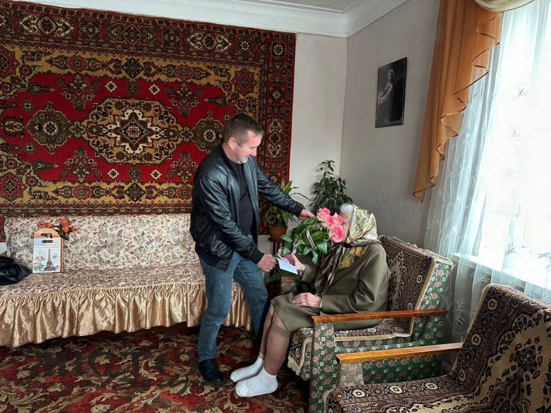 Жительку Зимнівської громади привітали з 95-річним ювілеєм 