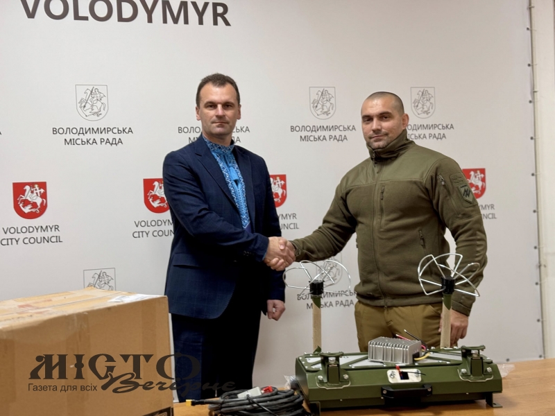З Володимирської громади передали для військових необхідне обладнання 
