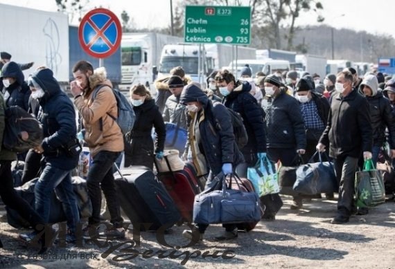 Поляки змінили правила в’їзду для українців 
