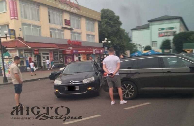 На перехресті у Володимирі трапилась аварія 