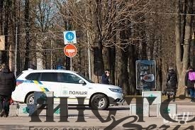 Поліція Нововолинська передала шість вилучених автомобілів на потреби військових 