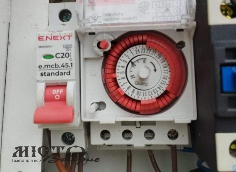 Мешканців громади Володимира просять самовільно не втручатися у роботу системи вуличного освітлення 