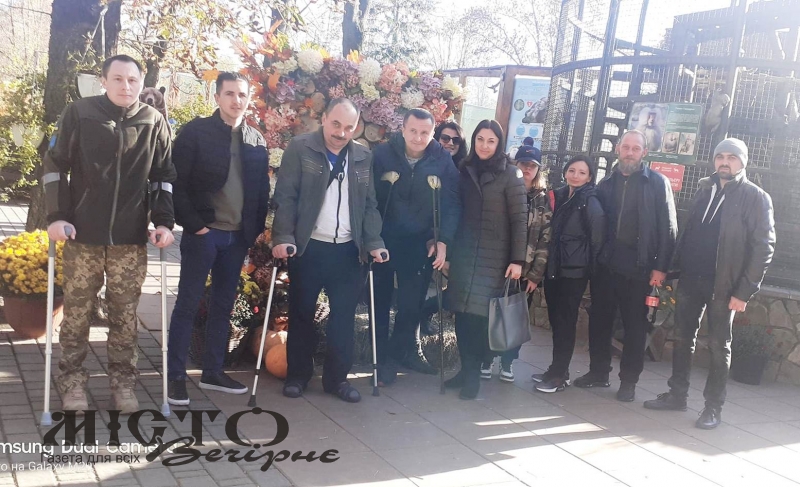 Луцький зоопарк допомагає у реабілітації військових 
