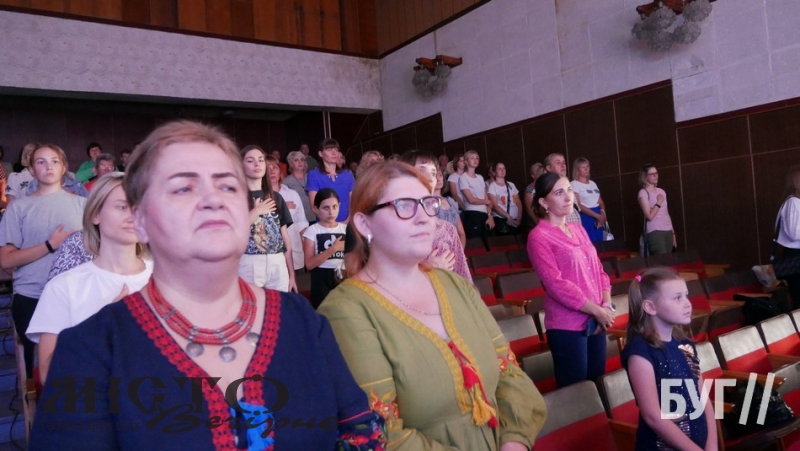 Мешканців Іваничівської громади святковим концертом привітали з Днем захисників і захисниць України 