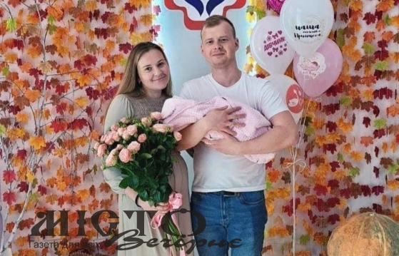 У терапевта Нововолинської лікарні народилася донька 