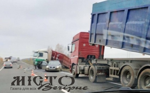 На Волині вантажівка злетіла з траси  