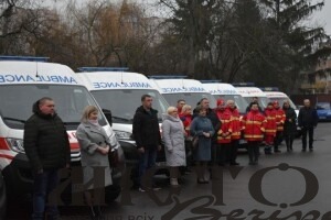 Володимир-Волинська лікарня отримала нову "швидку" 