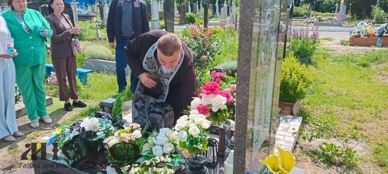 В Іваничах вшанували світлу пам’ять Героя Єлюбаєва Дениса - новини Володимир-Водинського В Іваничах вшанували світлу пам’ять Героя Єлюбаєва Дениса