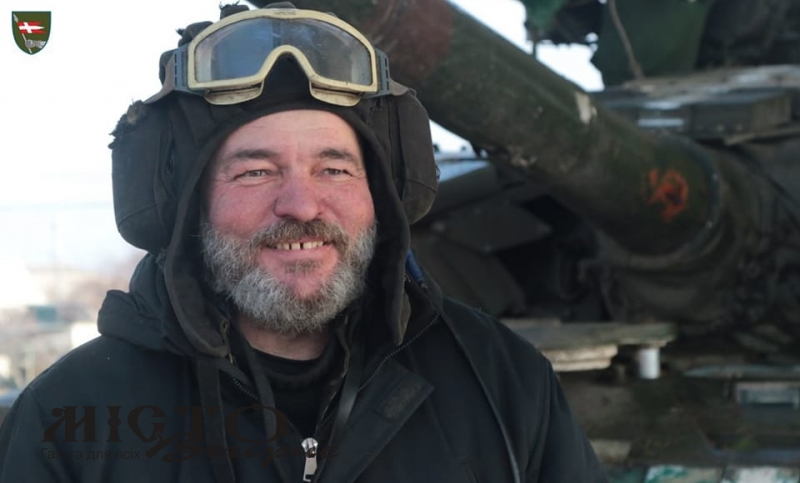 Наш Хемінгуей у танковому шоломофоні 