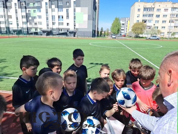 Команда з Локачів посіла друге місце на районному етапі «Шкільного м’яча» 