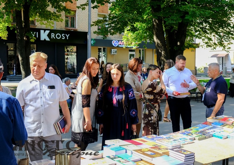 У Нововолинську вдруге провели книжкову толоку 