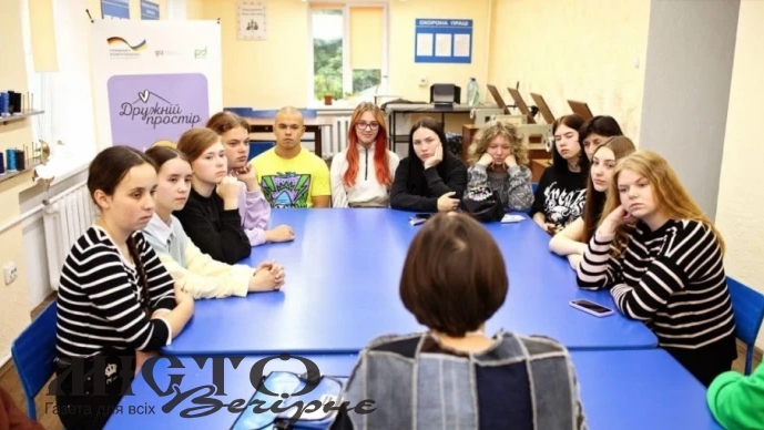 У Нововолинську для студентів провели майстерклас з ресайклінгу 