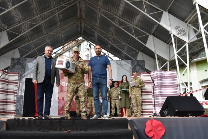 Відзначили командира ДФТГ Іваничівської громади Миколу Волинця 