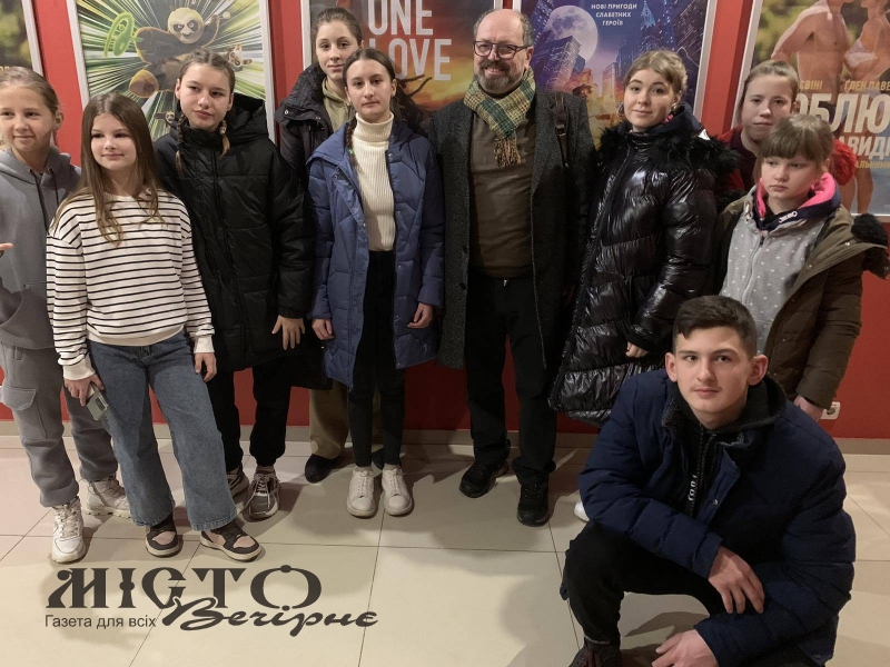 Благодійний концерт «Разом заради дитинства» відвідали учні Затурцівської спеціальної школи 