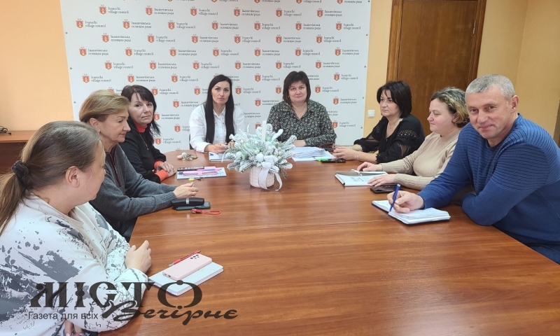 Відбулось засідання комісії з розгляду питань щодо надання матеріальної допомоги мешканцям Іваничівської громади - новини Володимир-Водинського Відбулось засідання комісії з розгляду питань щодо надання матеріальної допомоги мешканцям Іваничівської громади