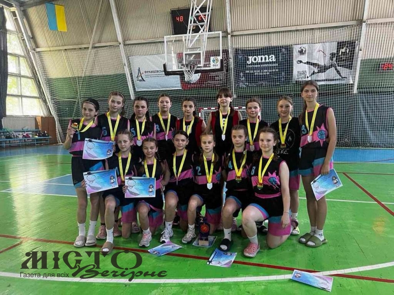 Баскетболістки з Нововолинська посіли друге місце на чемпіонаті Волині 